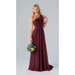 DAVID'S BRIDAL long mesh skirt with lace bodice dress sz 6